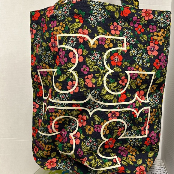 Tory Burch Canvas Wallpaper Floral Tote White Logo On Front Red Logo On Back NEW - Picture 2 of 4